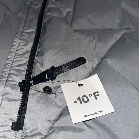 NWT DKNY Pillow Collar Diamond Quilt Long Puffer jacket with oversized - Picture 13 of 13